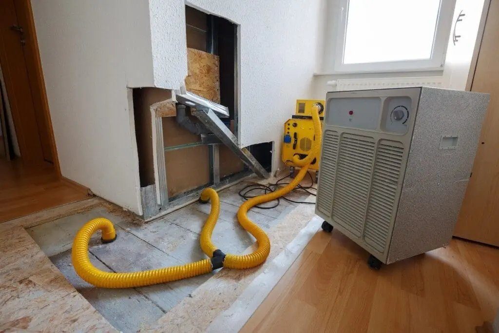 Structural drying and dehumidification service